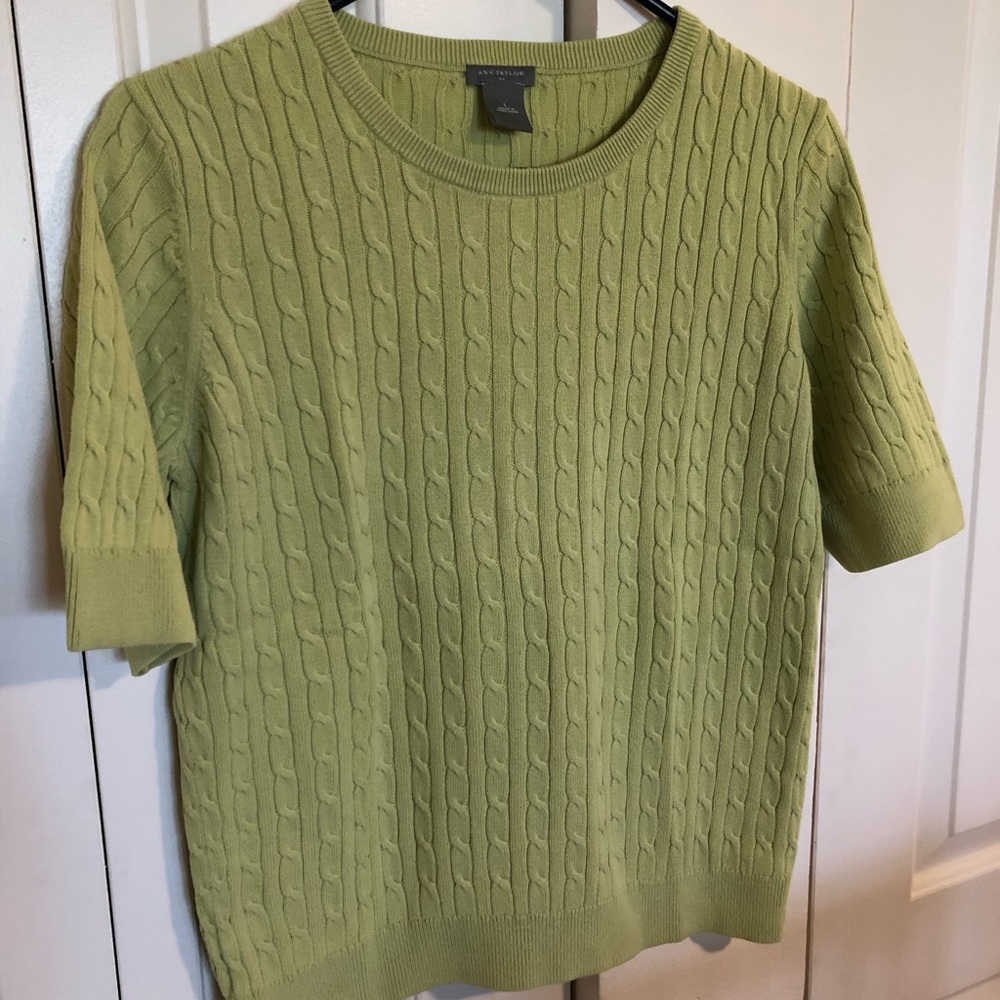 Ann Taylor short sleeve sweater